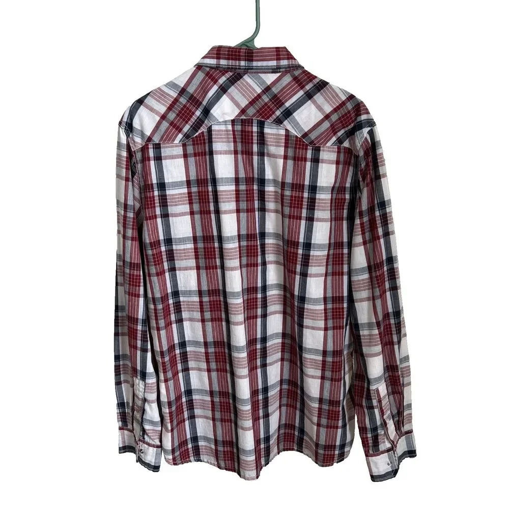 Levis elevate your
